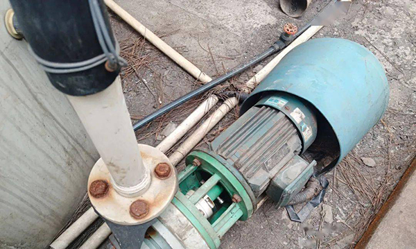 電力設施故障 電力設施故障