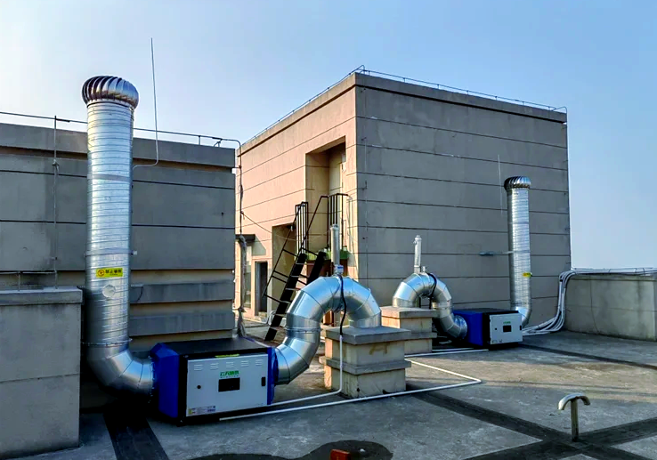 鄭州油煙凈化器安裝現(xiàn)場(chǎng)案例圖